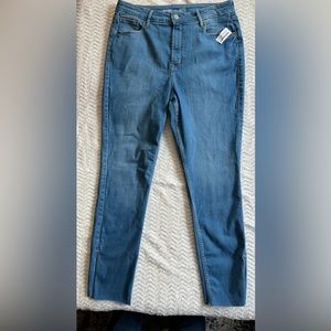 Old Navy Rockstar Super Skinny Jeans